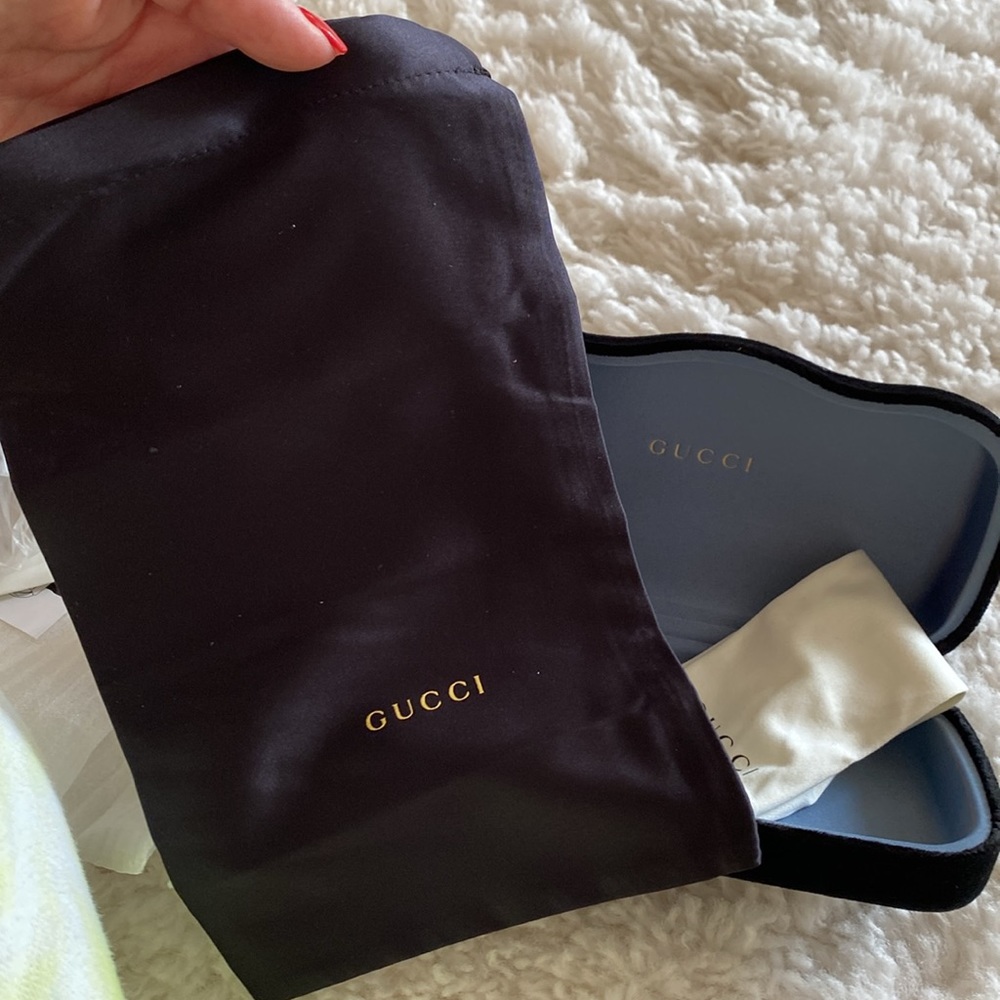⚡️ HOST PICK⚡️ GUCCI Shiny Solid Teal Square Sunglasses NEW w velvet logo case - Picture 7 of 7